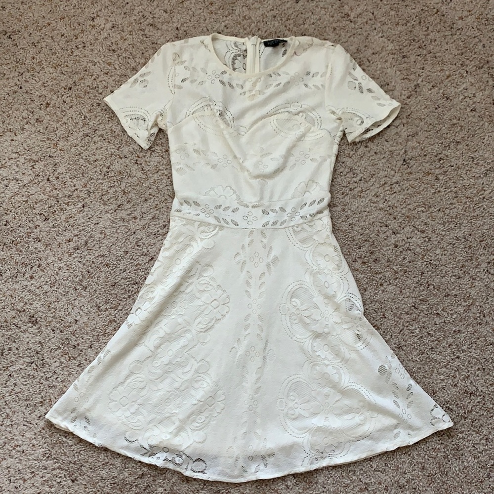 • TOPSHOP Fit and Flare Lace Dress •
